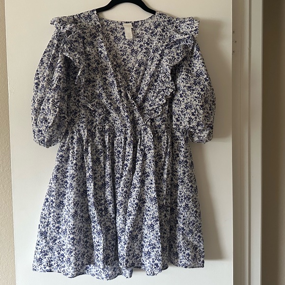 H&M Blue Floral Dress - Picture 7 of 8